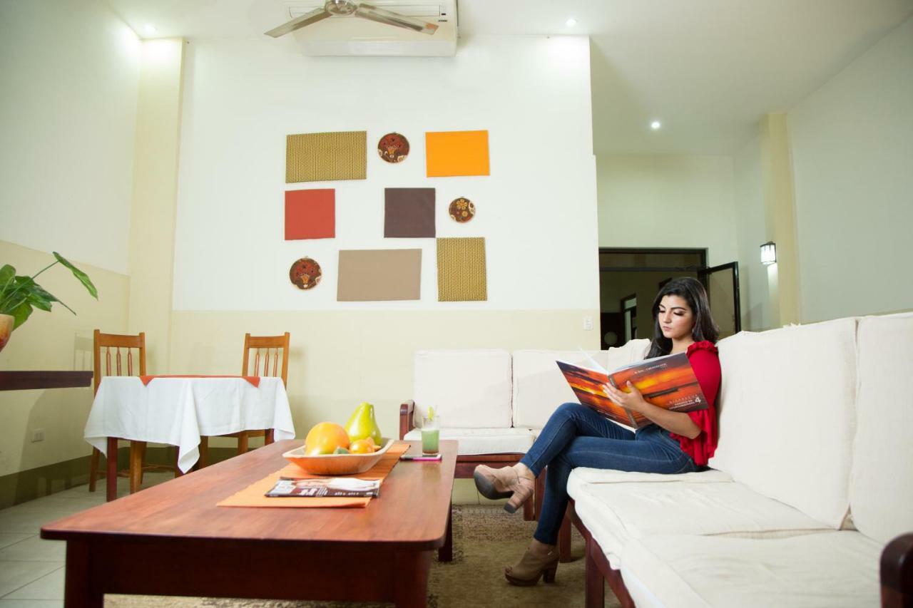 Hotel Frontera Ocotal Buitenkant foto